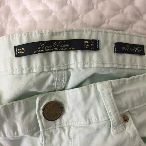 Zara Women - Light Pastel Green Slim Fit Pants - Size 6 - Picture 4 of 5